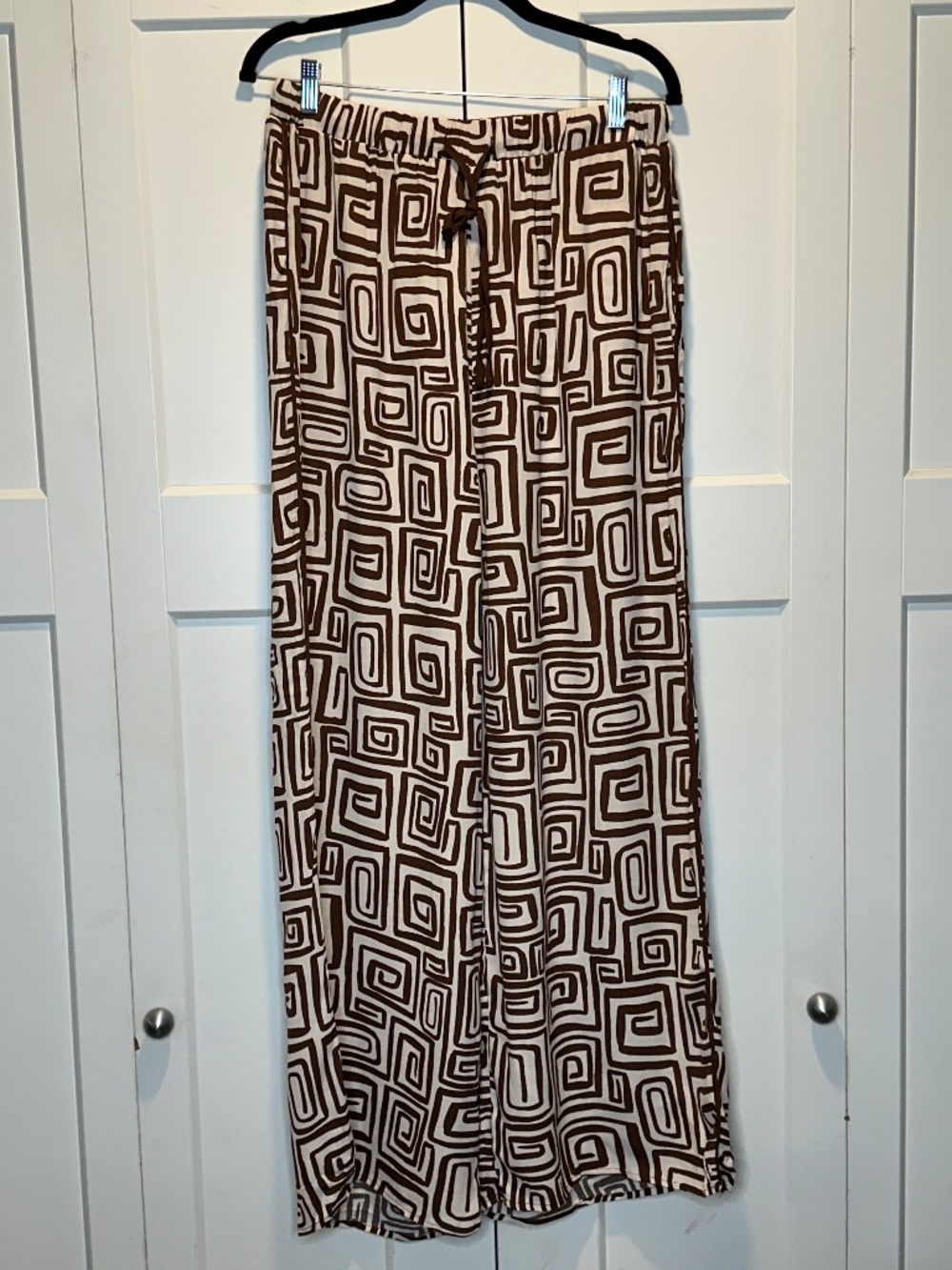 petal + pup Chocolate Brown Patterned Wide Leg Pants, Sz L NWT